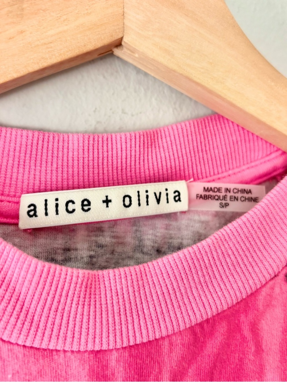 Alice and Olivia Desma Cropped Tie Dye Cotton Jersey Tank - Picture 2 of 4